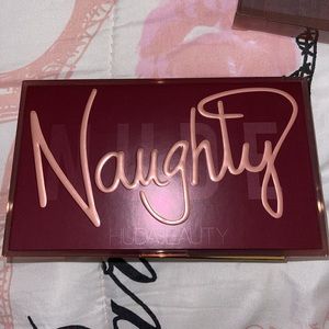 Naughty Huda pallet